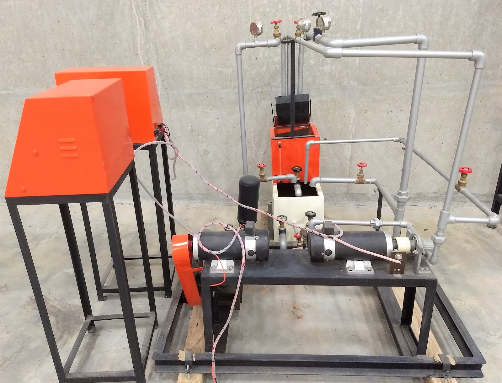 Multipump test rig apparatus